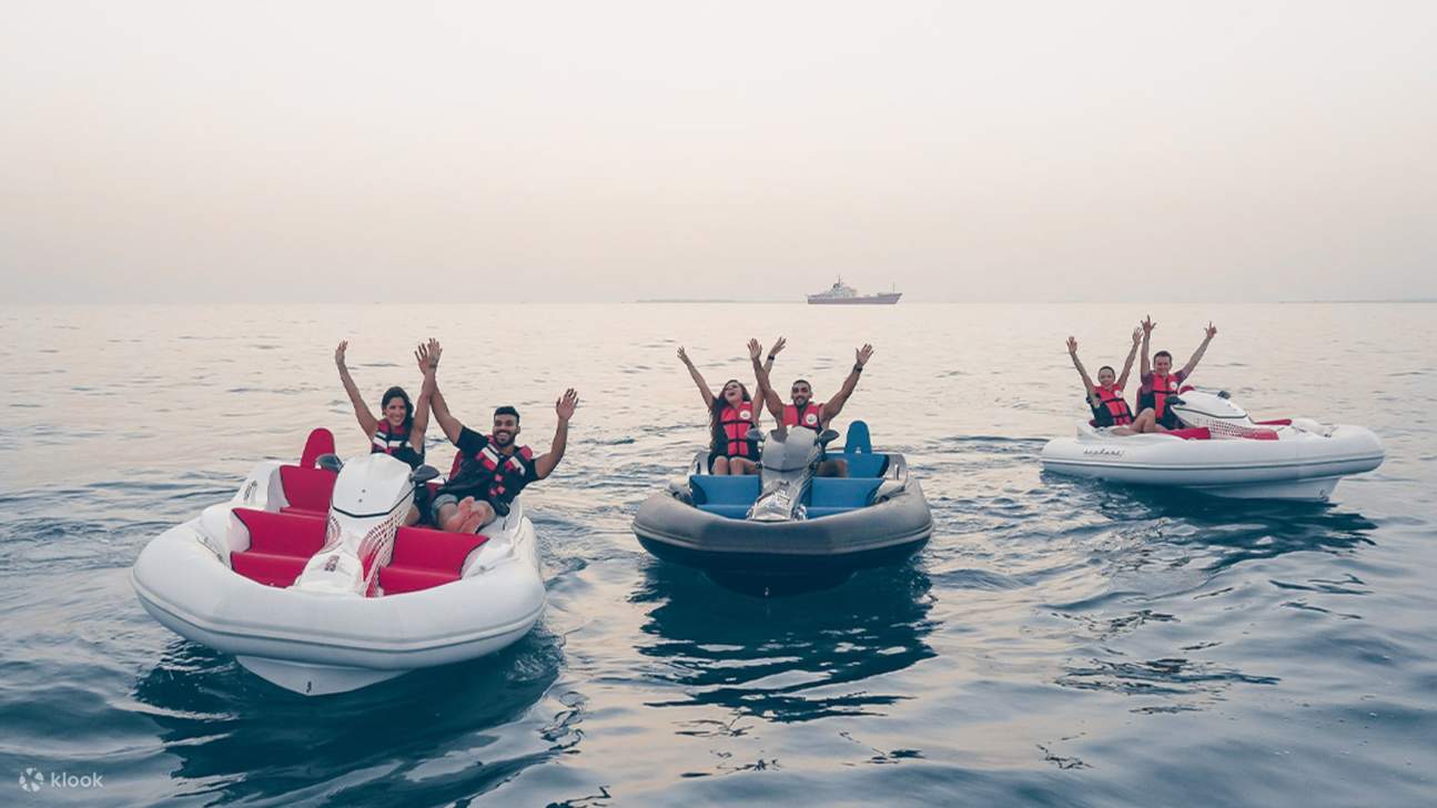 ซิ่งไปบนผืนน้ำทะเลของ ดูไบ อย่างมีสไตล์ ไปกับ Seakart ส่วนตัวของคุณ!