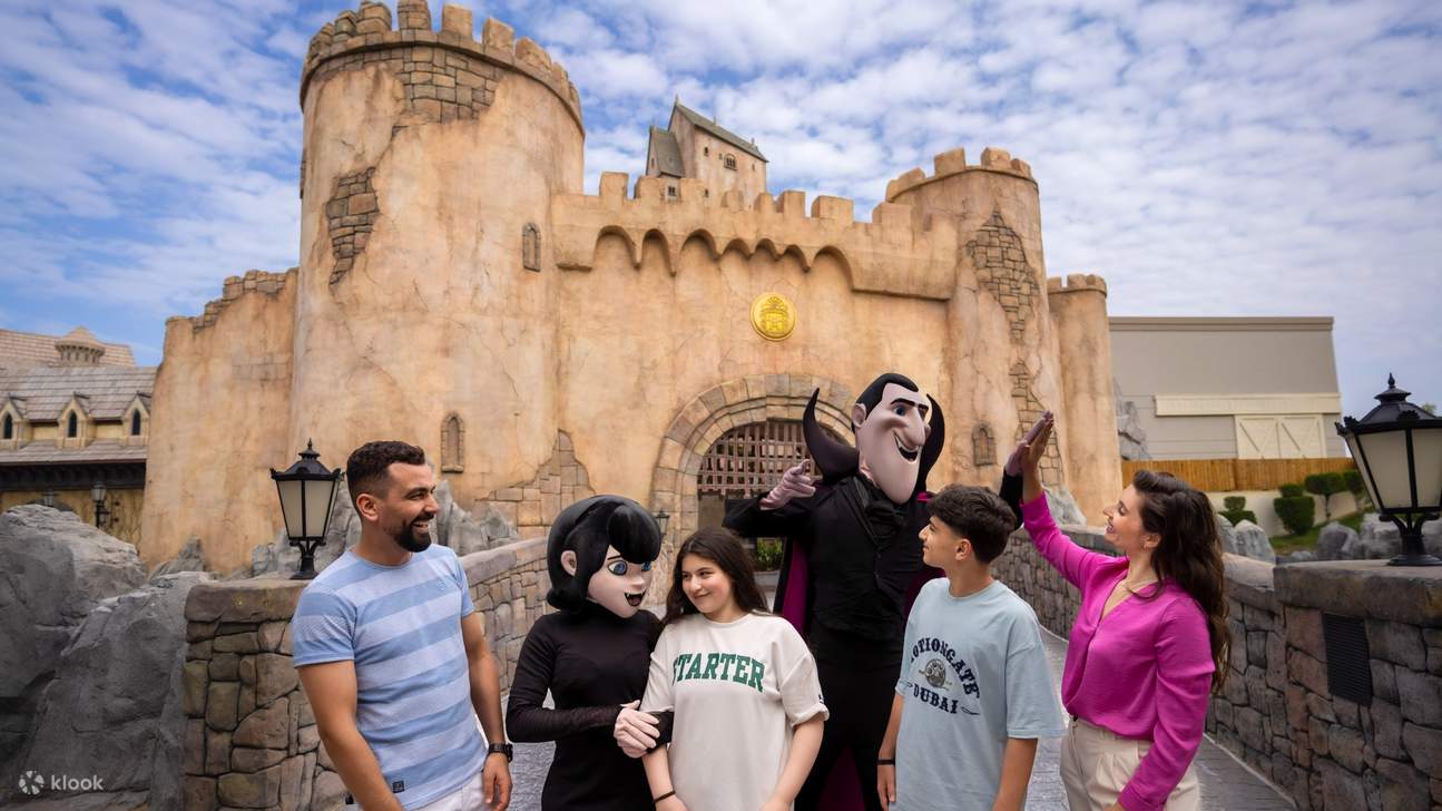 สัมผัสความตื่นเต้นเร้าใจไปกับโลกแห่งภาพยนตร์ที่รายล้อมคุณในทุกย่างก้าว