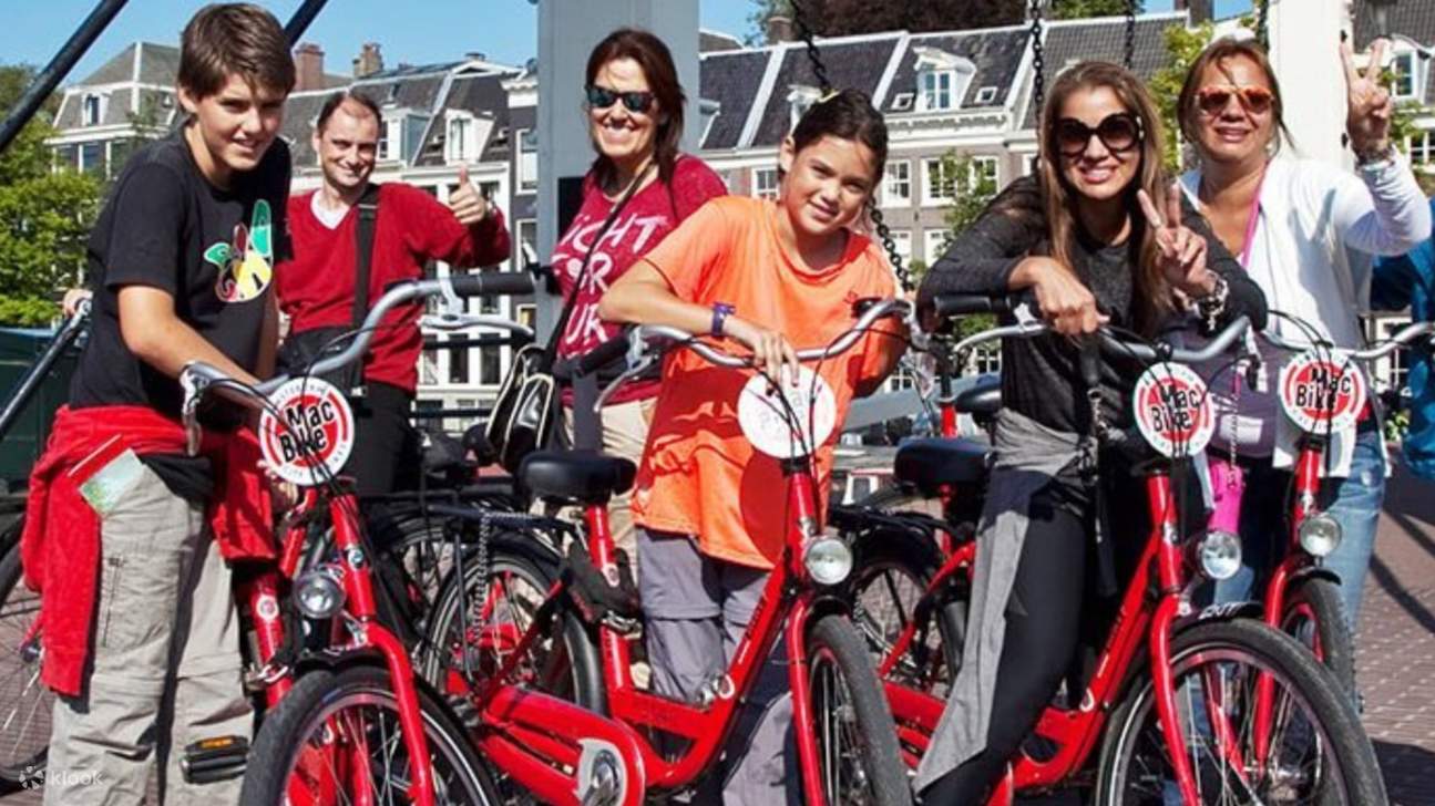 曲がり角を曲がるたびに、新たな発見が待っています。