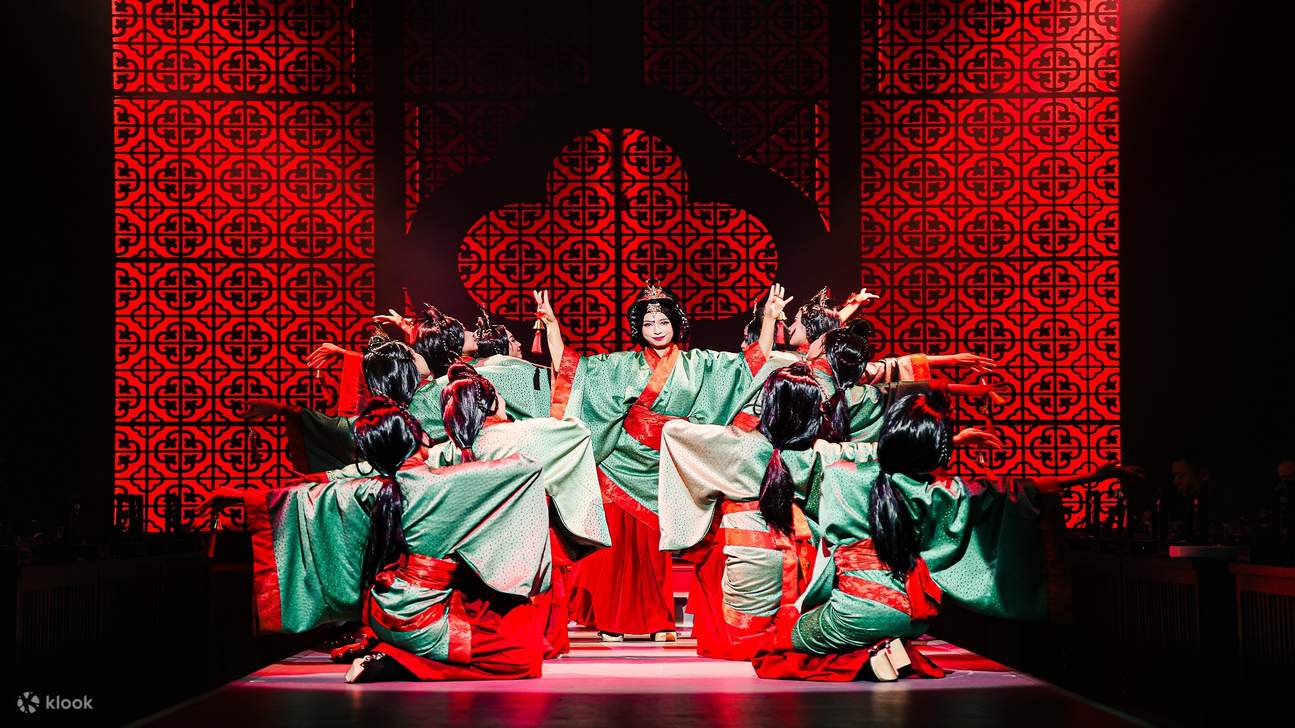 Chongqing Liyan Ba Guo • Pengalaman Imersif menikmati jamuan diraja seperti raja istana seribu tahun yang lalu (makanan istimewa + persembahan tarian + pengalaman pakaian purba)