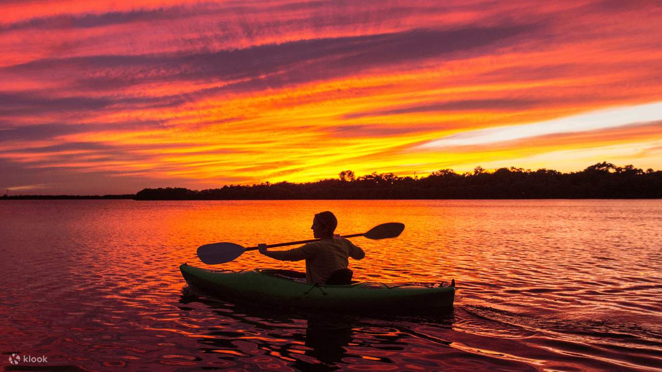 vue du coucher de soleil au point de vue Sunset Point à la fin de la visite