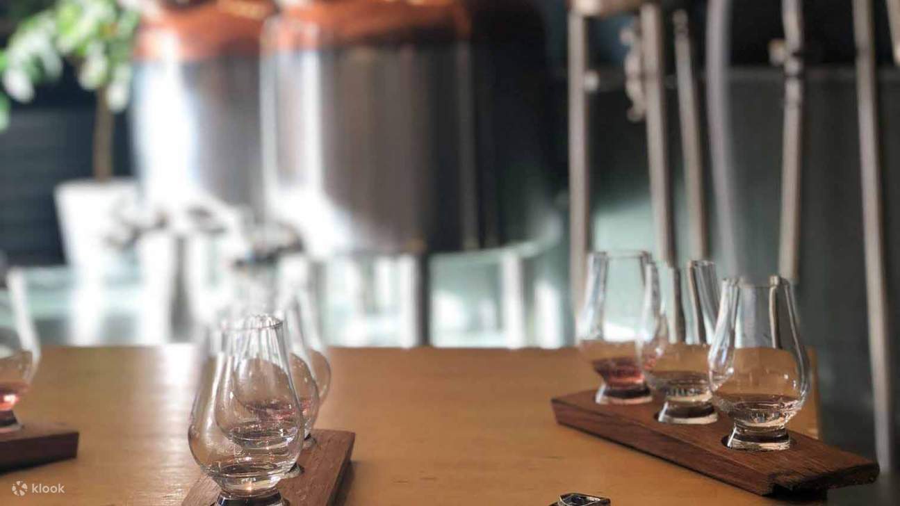 在愛丁堡品嚐蘇格蘭肉餡羊肚、威士忌和杜松子酒體驗