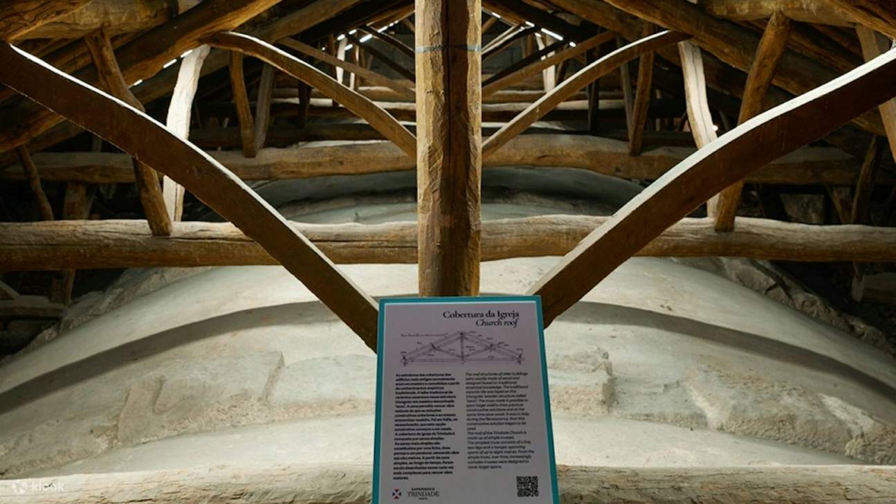 เดินทางจากศตวรรษที่ 11 สู่ ปอร์โต ยุคใหม่ ณ อาคาร Trindade อันน่าทึ่ง