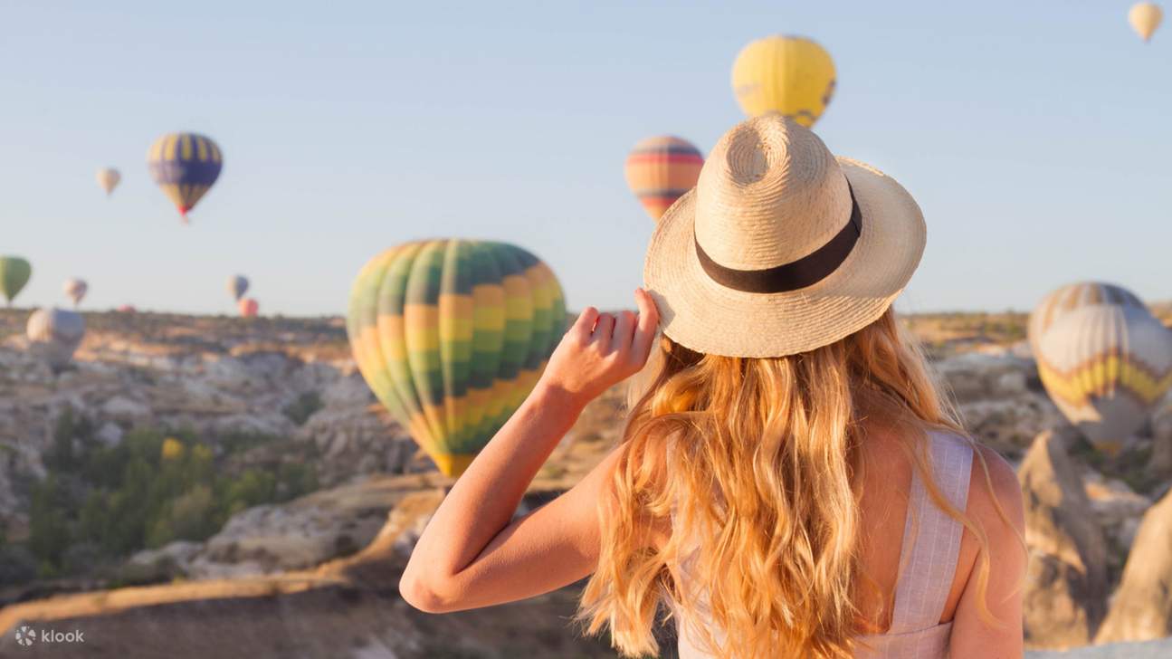 Pengalaman Menaiki Belon Udara Panas di Cappadocia dengan Pemindahan Hotel