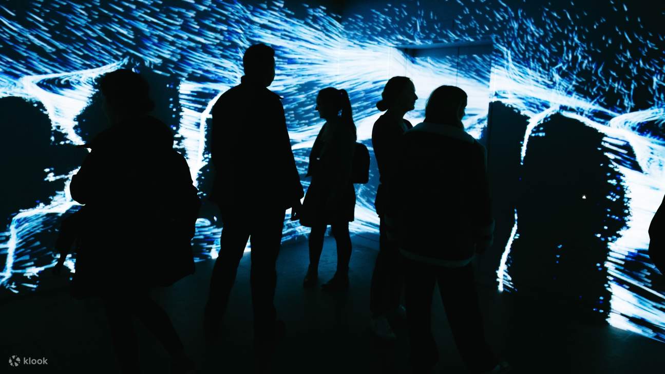 Explorez l'historique Turbine Hall, un chef-d'œuvre d'architecture et de design Art déco