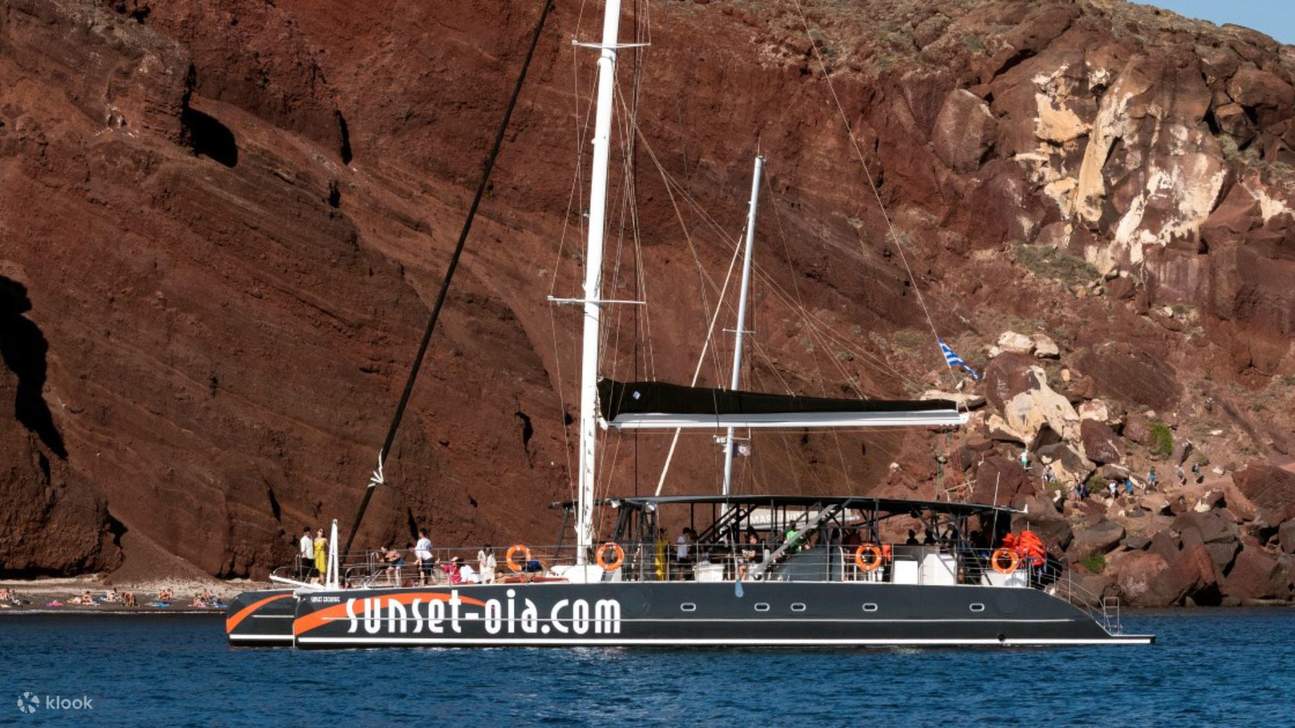 스릴 넘치는 모험과 아름다운 풍경, 맛있는 선상 식사를 모두 즐겨보세요!