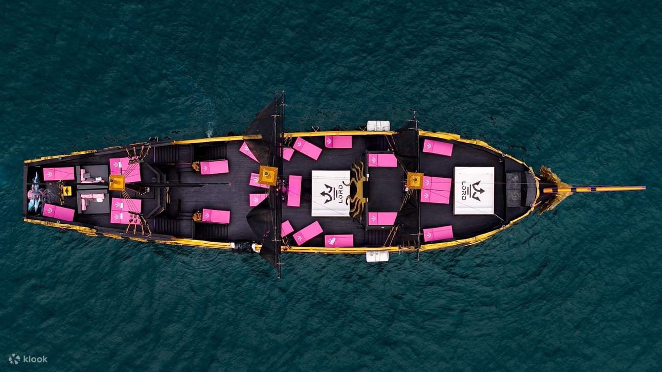 Esperienza LORD Black Pearl Pirate Cruise a Koh Larn
