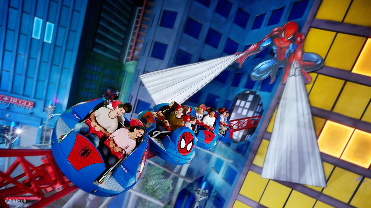 步入充滿活力的色彩和刺激體驗的夢幻世界