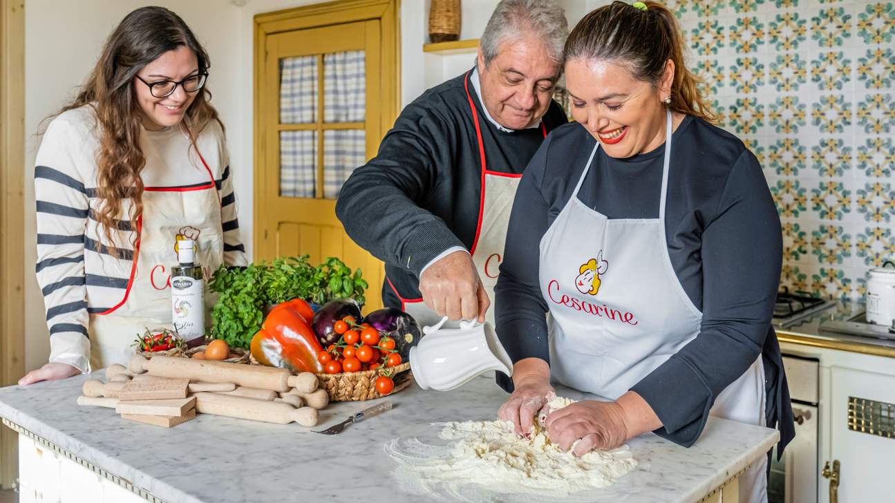 Corso di cucina di pasta e tiramisù a Palermo - Klook Italia