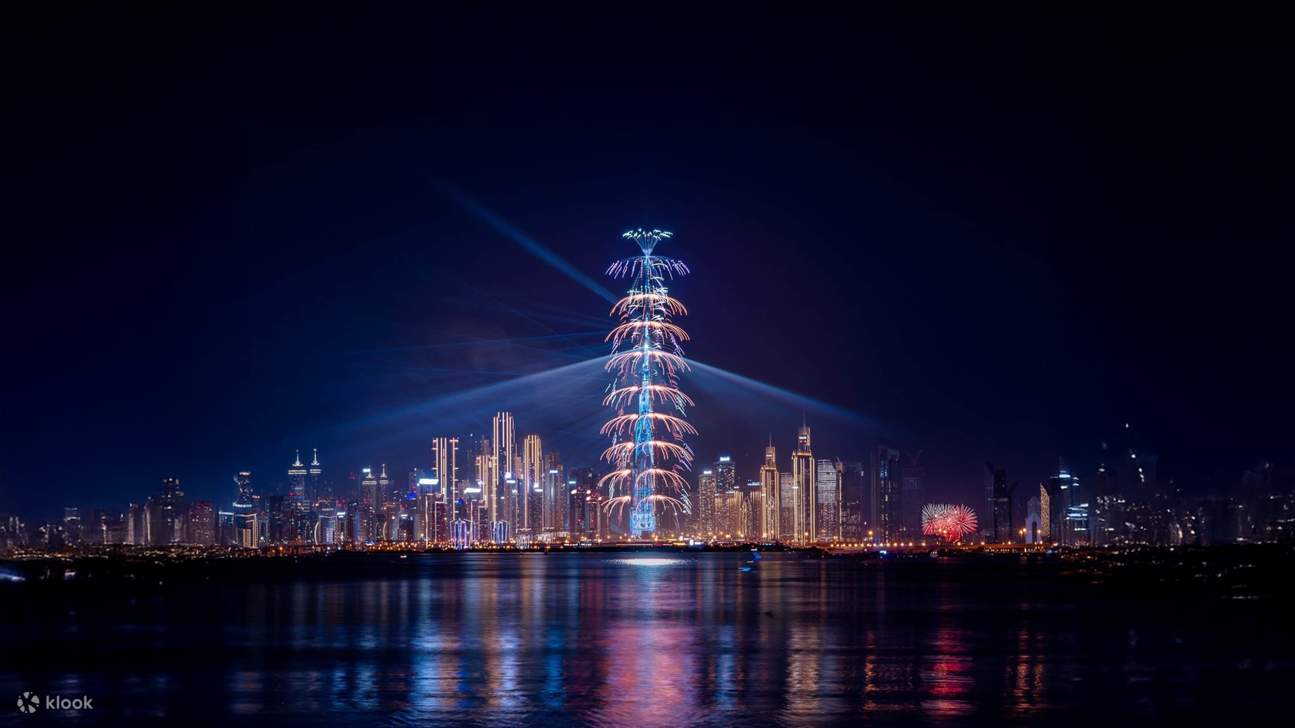 Trải nghiệm du thuyền ăn tối đêm Giao thừa ở Dubai