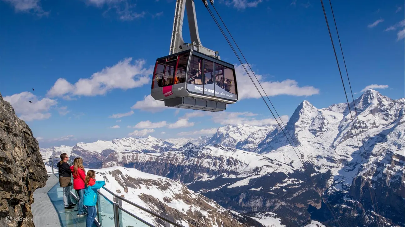 劳特布龙嫩Schilthorn Piz Gloria门票