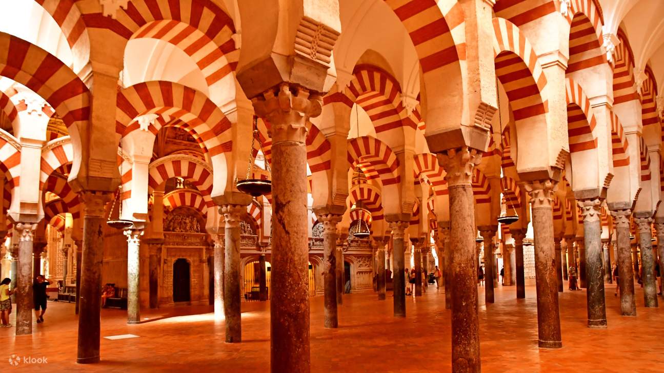 Entrada a la Mezquita-Catedral de Córdoba con audioguía en España