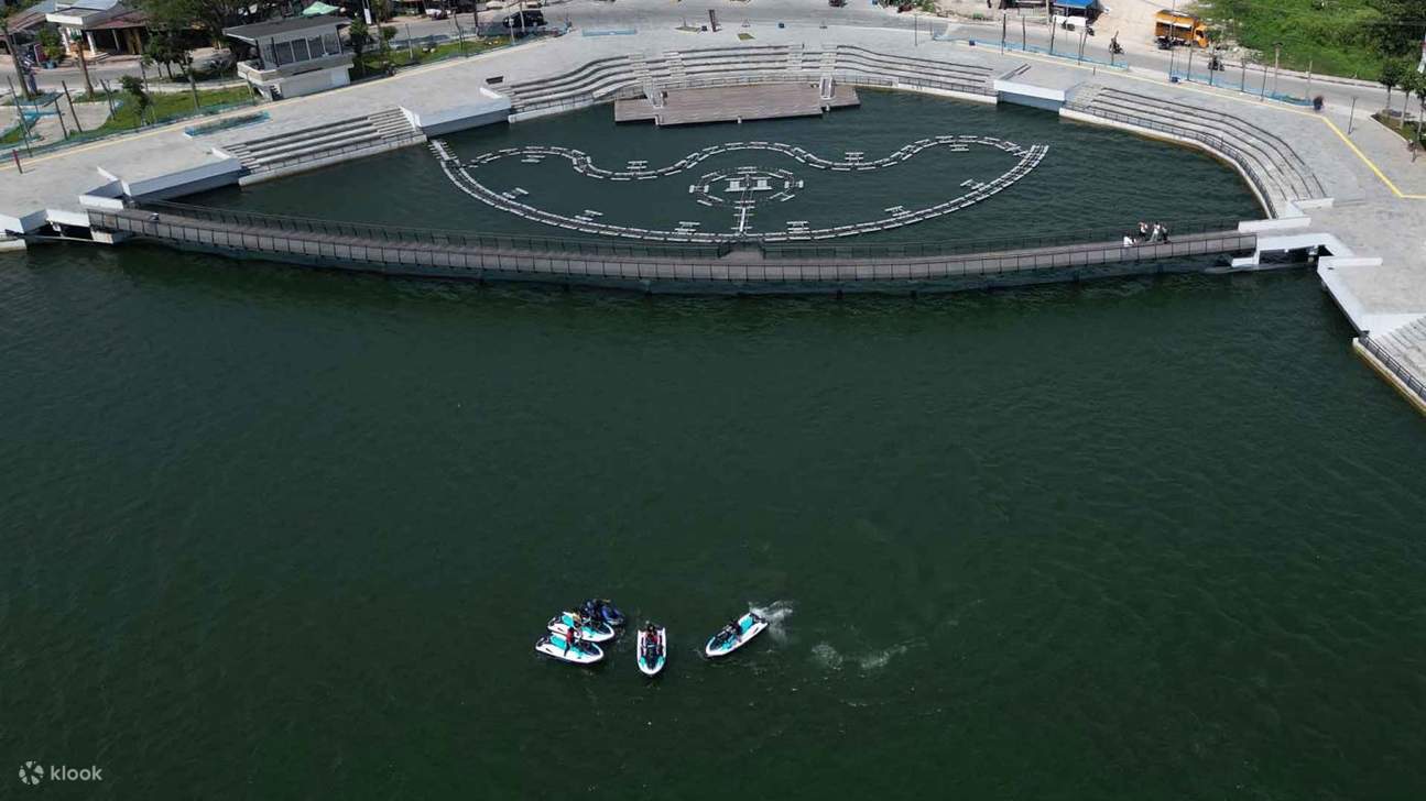 Safari en Seadoo por el Lago Toba en Samosir con moto acuática
