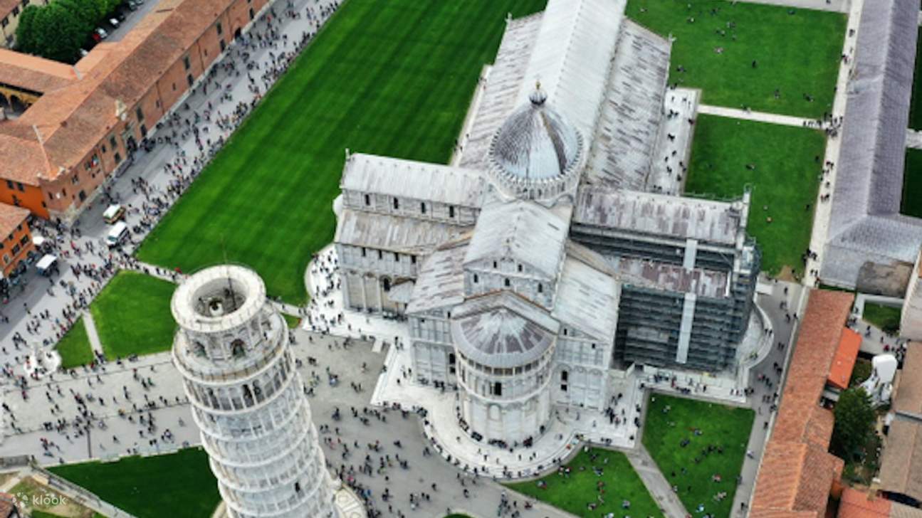 Tiket Baptisterium, Pemakaman, dan Katedral di Pisa