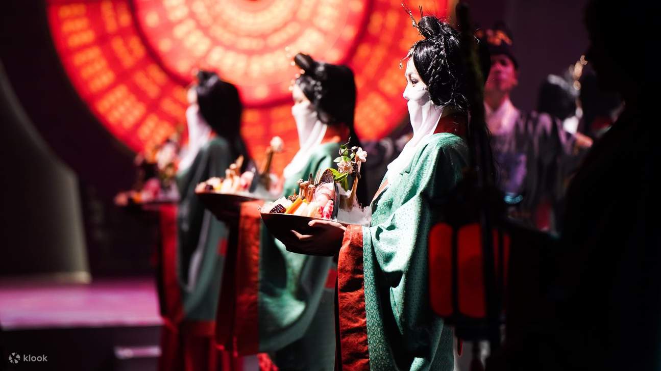 化身為歷史的見證者，與千古風流人物對話，共赴一場跨越千年的盛宴吧。