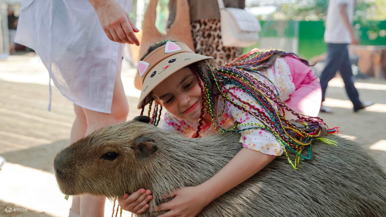 บัตรเข้าชมเทียนเถียนฟาร์ม แอนด์ ซู (Tien Tien Farm & Zoo) ในฟานซาง 