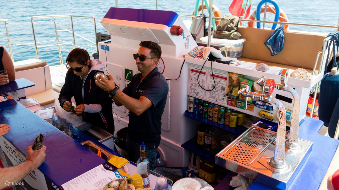 Lascia che i suoni rilassanti dell'oceano arricchiscano la tua perfetta vacanza avventura