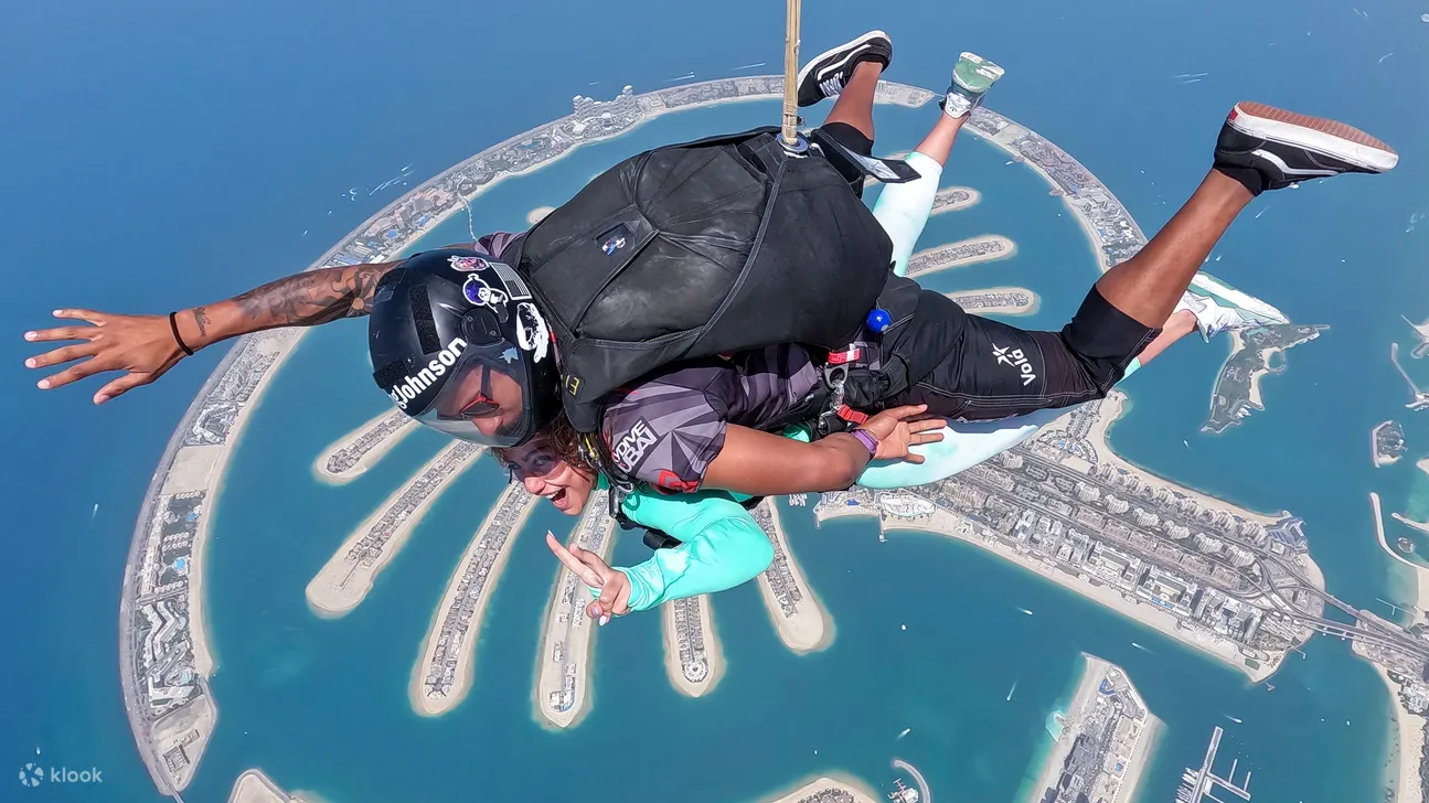 Skydive Dubai - Skydiving Experience