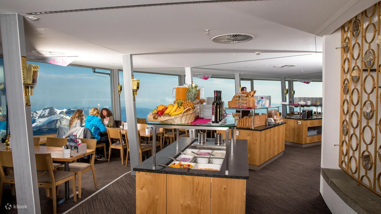 劳特布龙嫩Schilthorn Piz Gloria门票