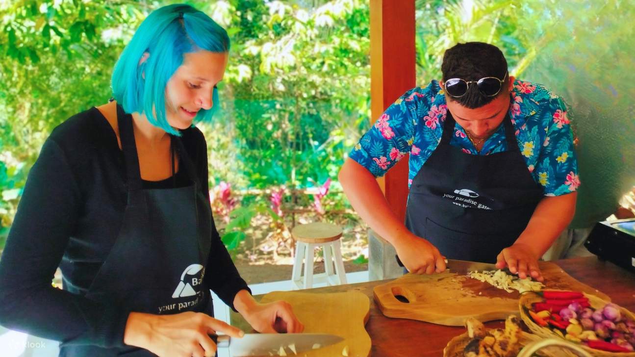 Pengalaman Kampung Gunung Tersembunyi