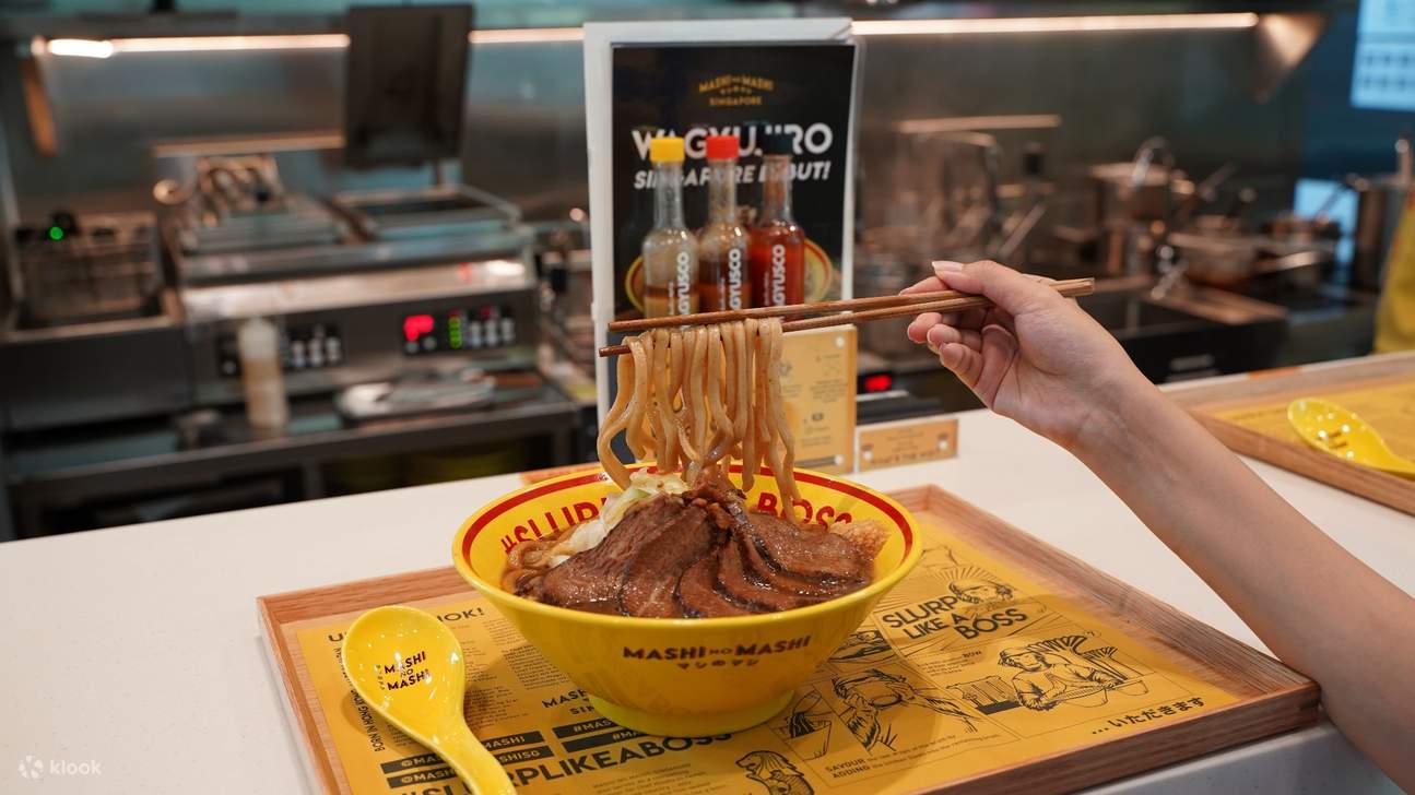 WAGYUJIRO: 100% 와규와 24시간 고베 소고기 육수로 만들었습니다. #slurplikeaboss를 위한 궁극의 라멘입니다!