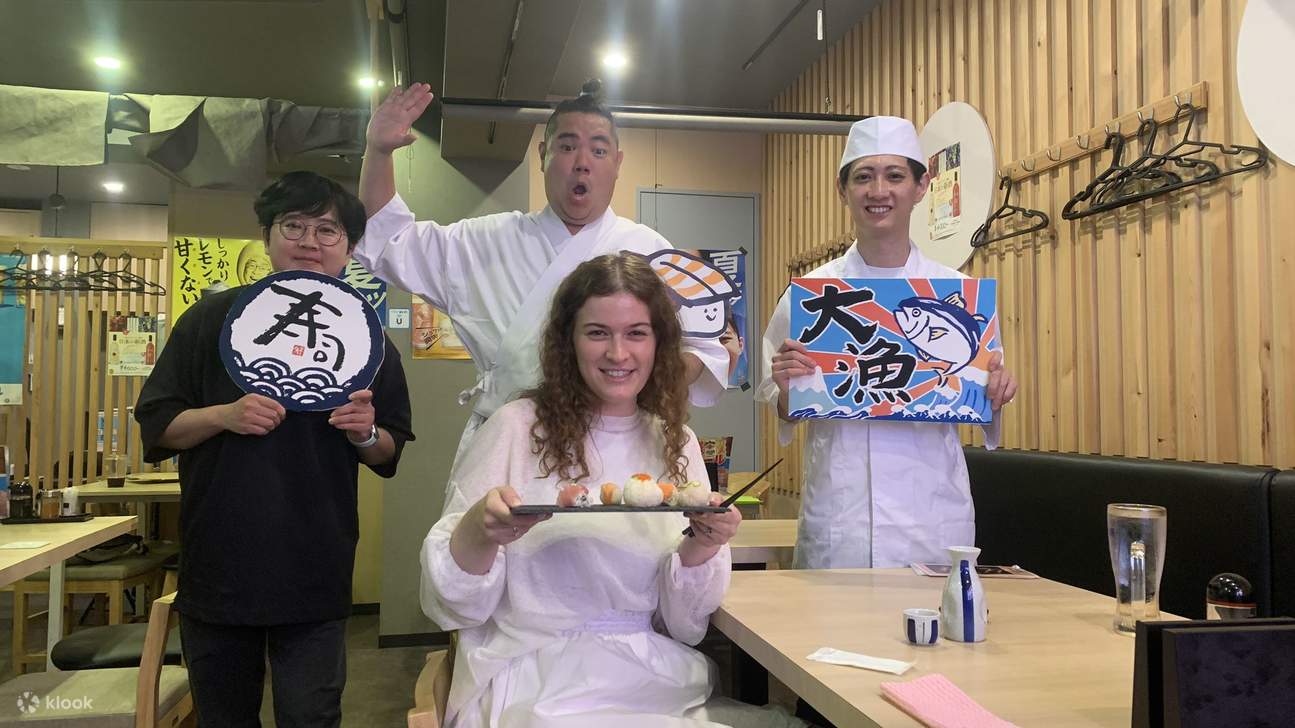 Expérience de fabrication de sushis à Tokyo et cours de cuisine japonaise