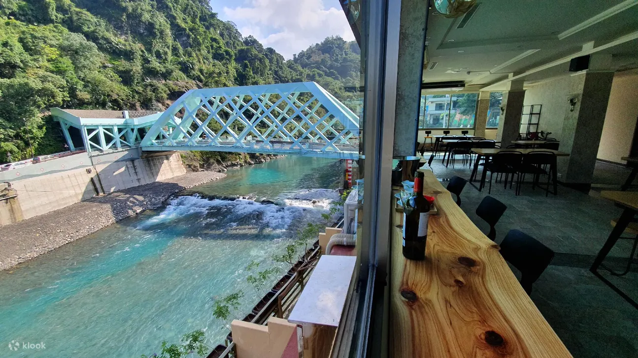 乌来水岸温泉