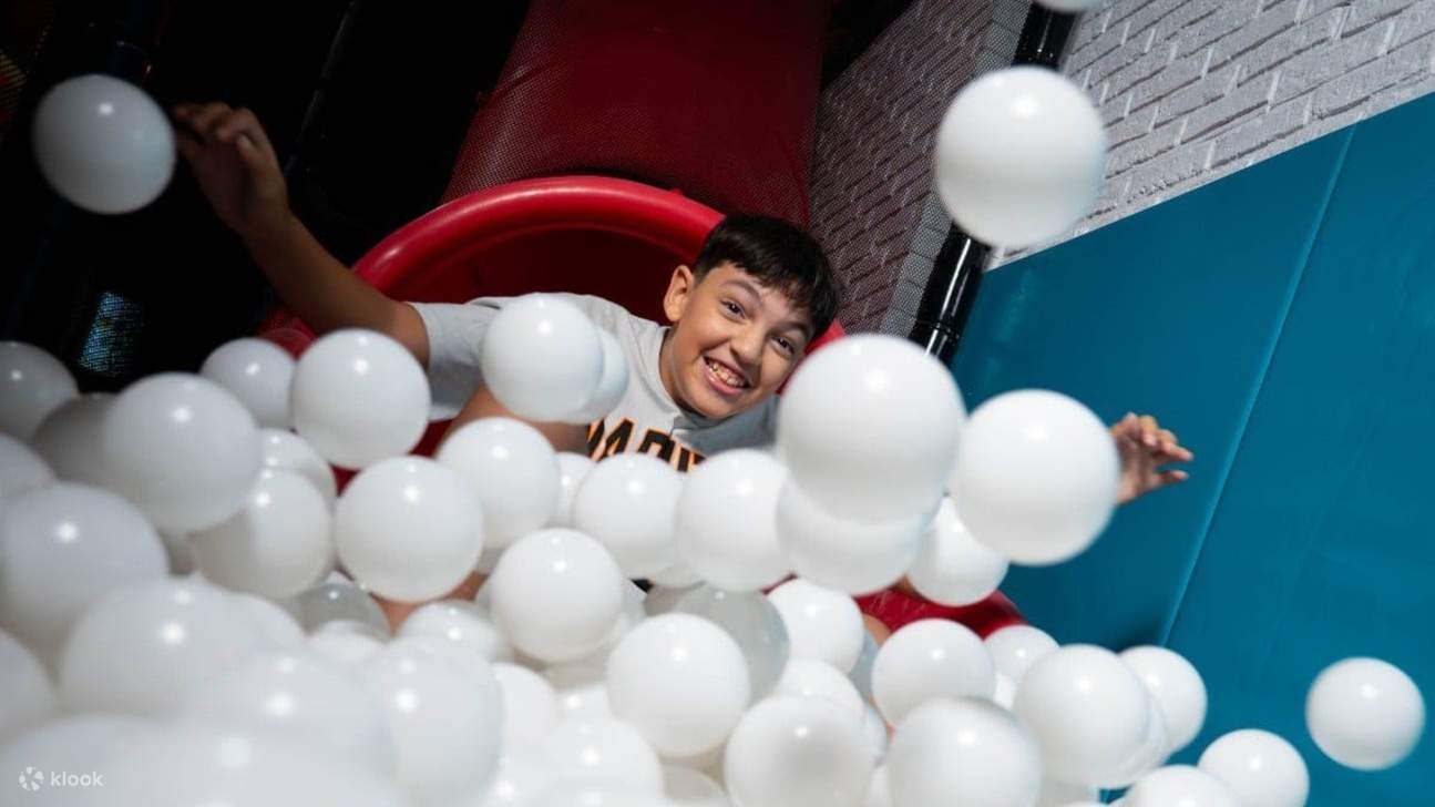 Tiket muzium kebahagiaan di Madrid