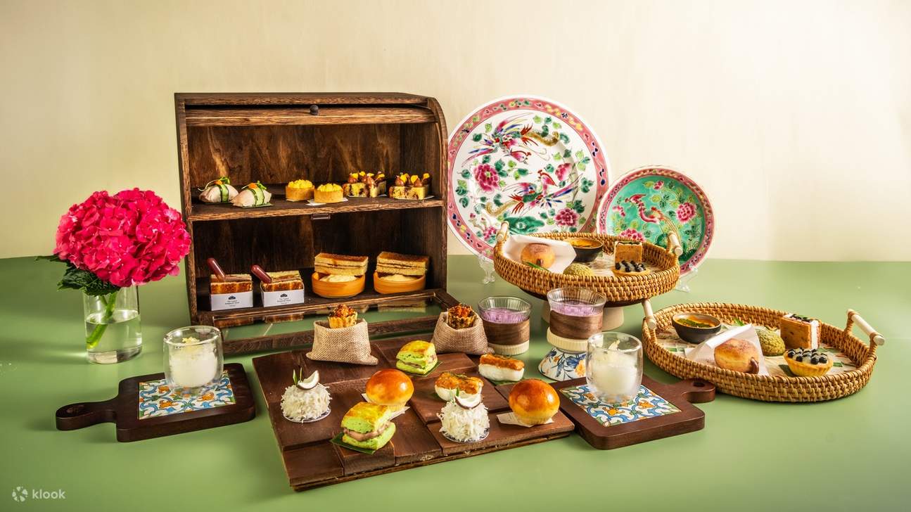 Lobby Lounge di The Capitol Kempinski Hotel Singapura	