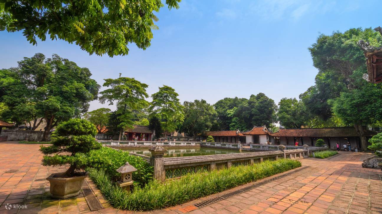 Temple of Literature Ticket in Ha Noi