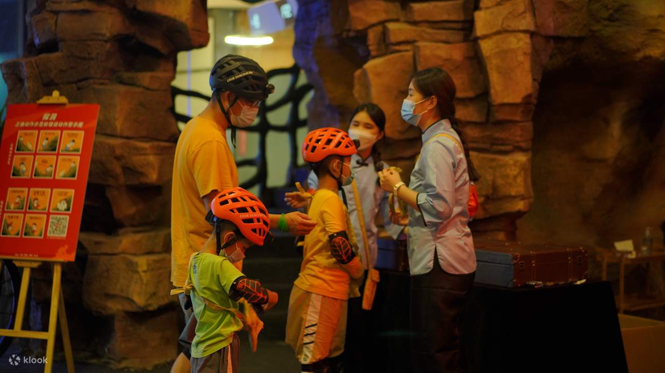 Spectacle de la Grotte (Magasin Happy Coast)