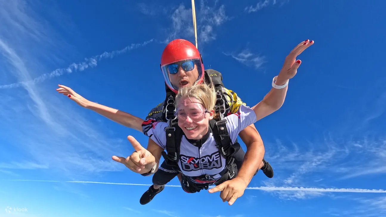 Skydive Dubai - Skydiving Experience