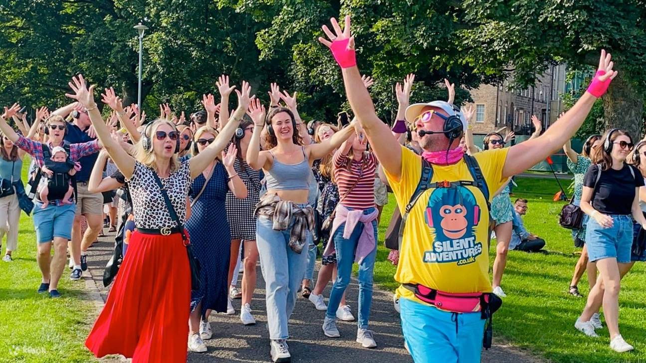 Silent disco adventure walking tour in Edinburgh - Klook Malaysia