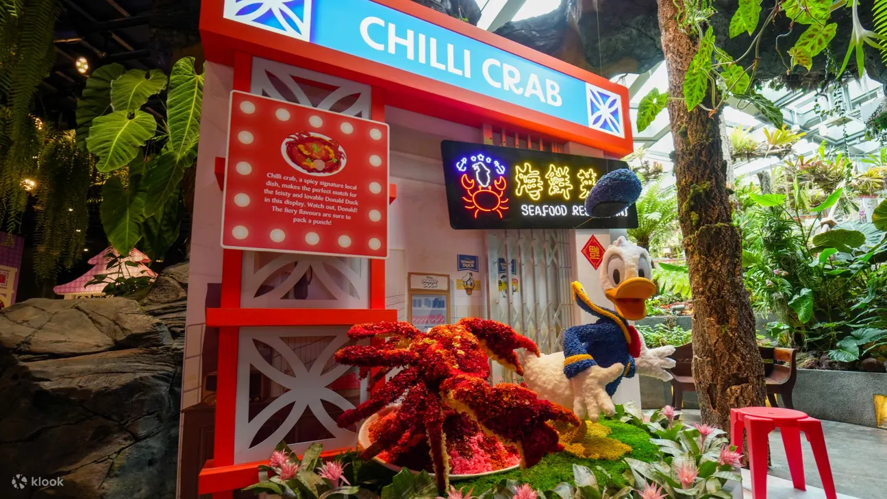 Donald Duck with Chilli Crab