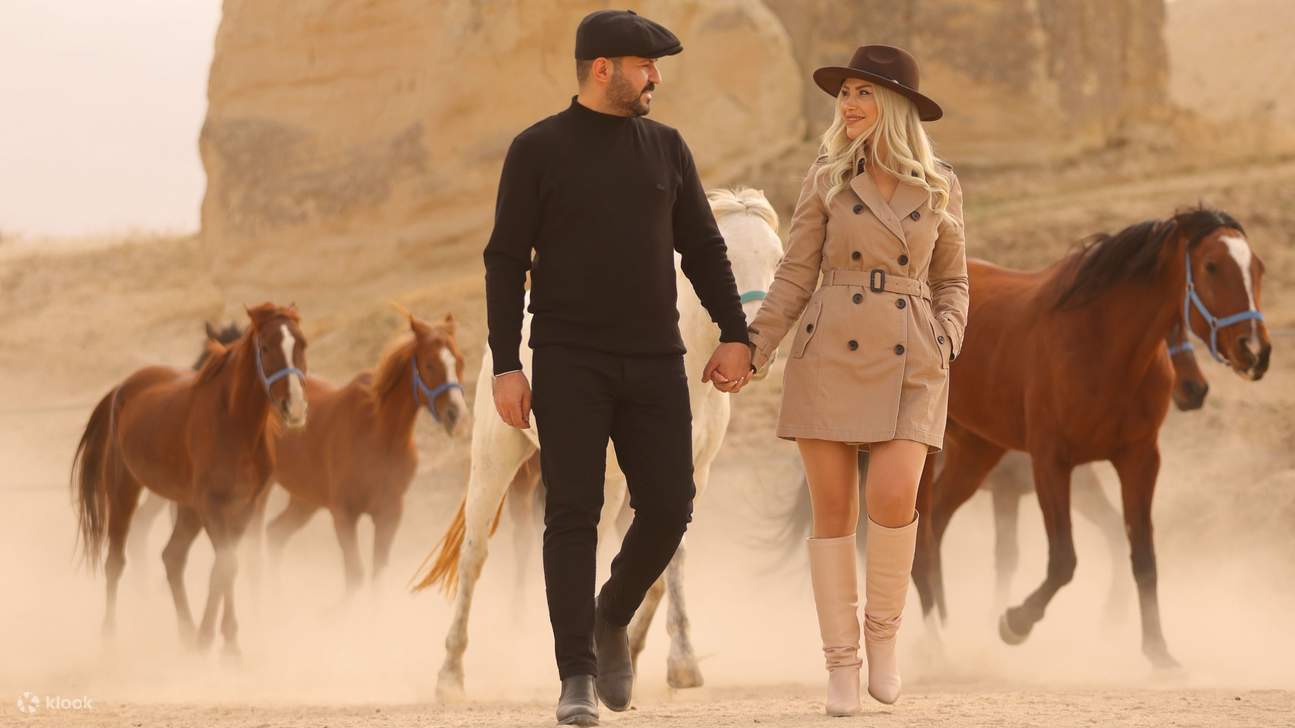 Fotoshooting-Erlebnis mit wilden Pferden in Kappadokien