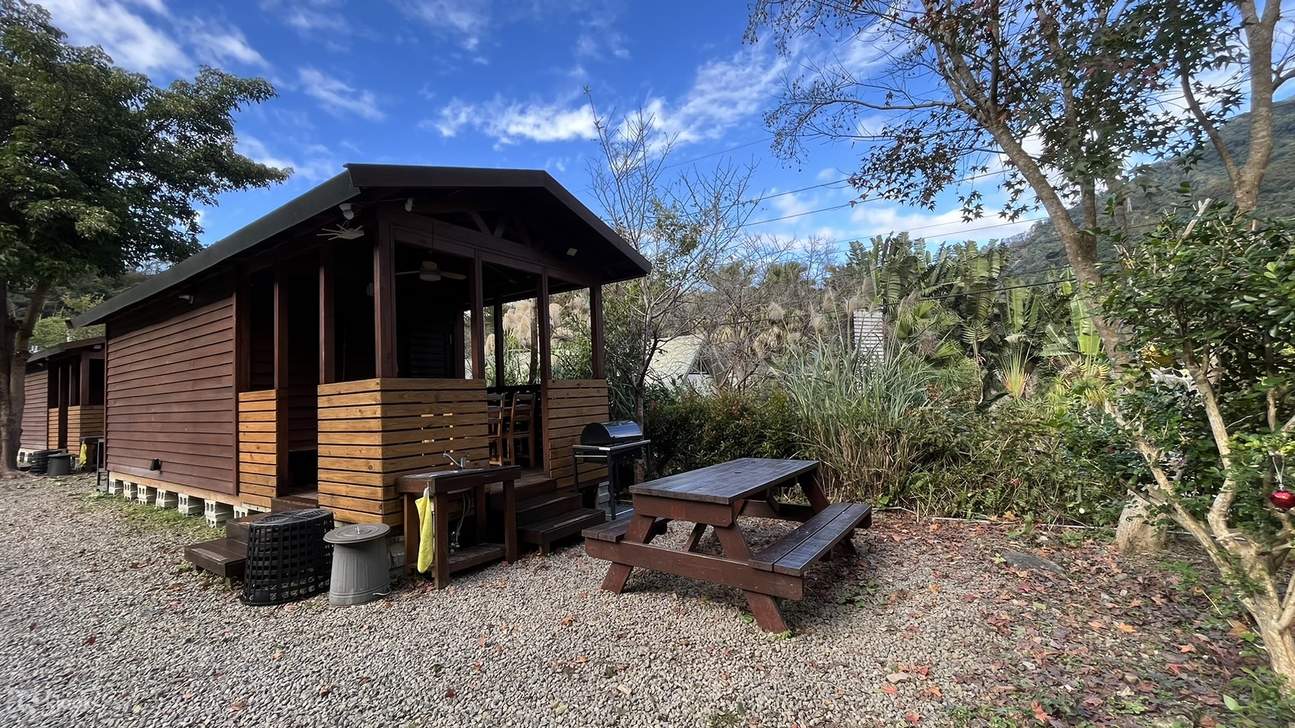 Campeggio a Hsinchu｜Tenuta Shi Jie｜Esperienza di Glamping di Lusso in Camper	