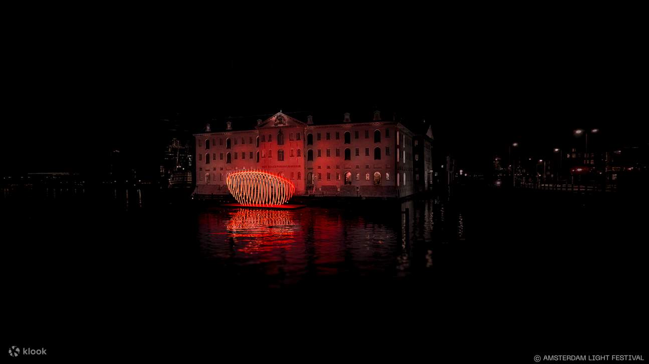 来场独一无二的水上之旅，尽情感受艺术、历史与美景的完美交融