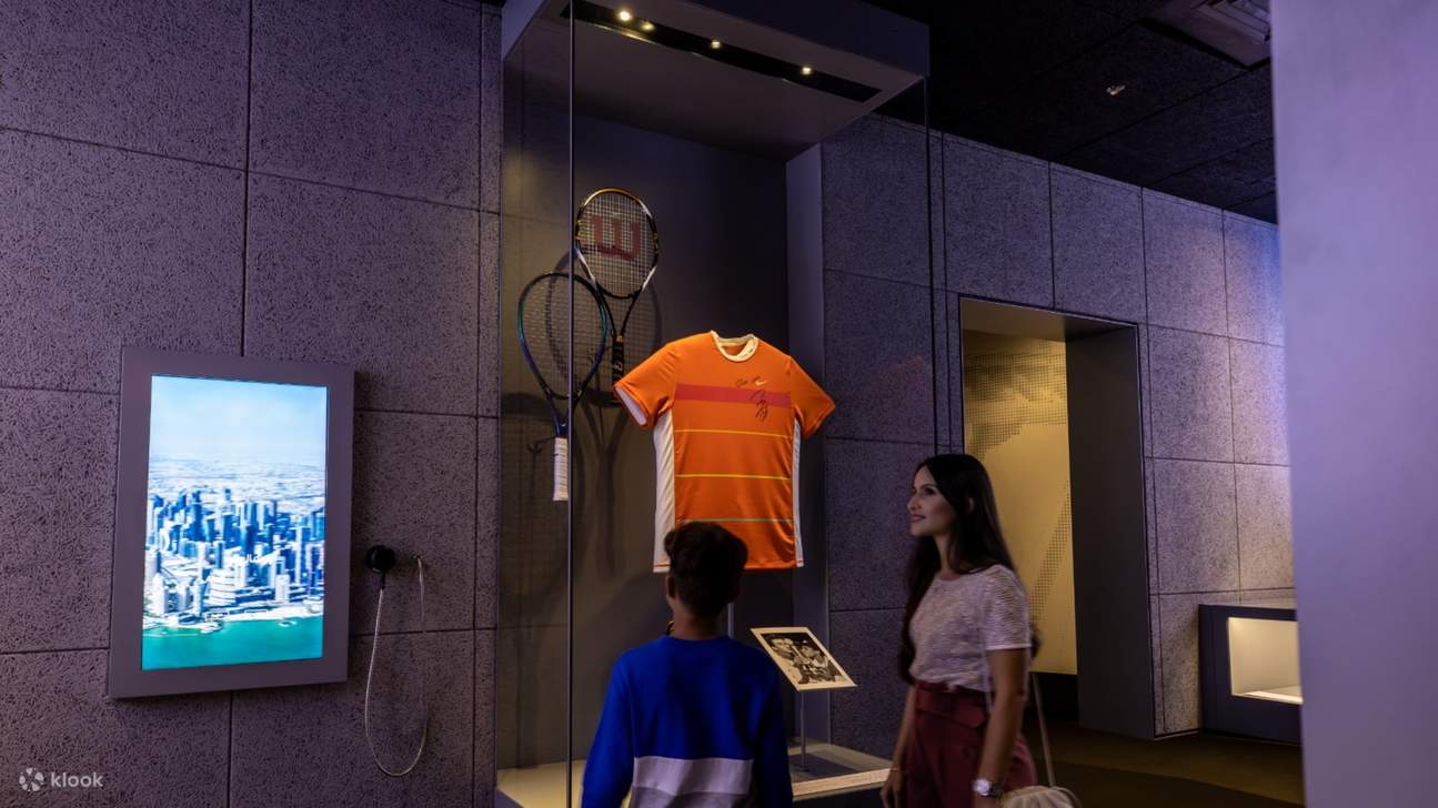 世界的に有名なアスリートたちの知られざる物語と、彼らが偉業を成し遂げるまでの道のりを解き明かしましょう。