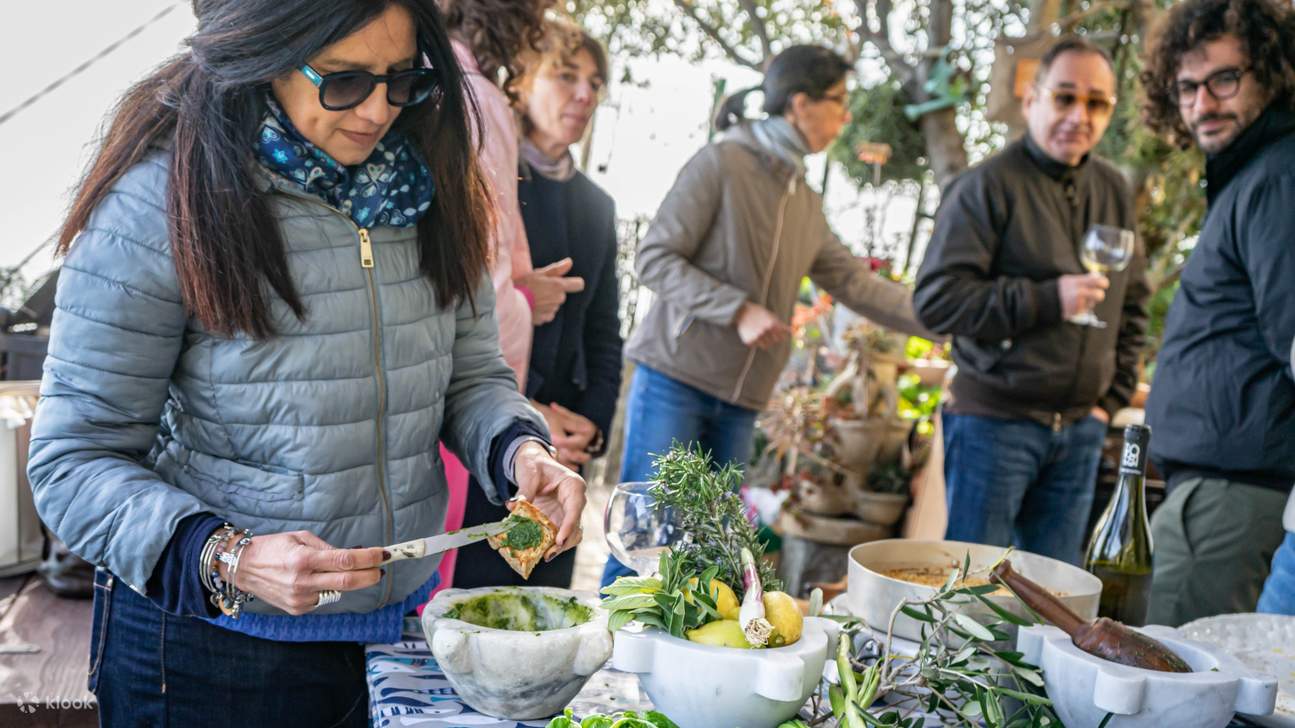 Pesto tươi ngon, rượu hảo hạng và những khoảnh khắc khó quên—hãy thưởng thức hương vị đích thực của Cinque Terre!