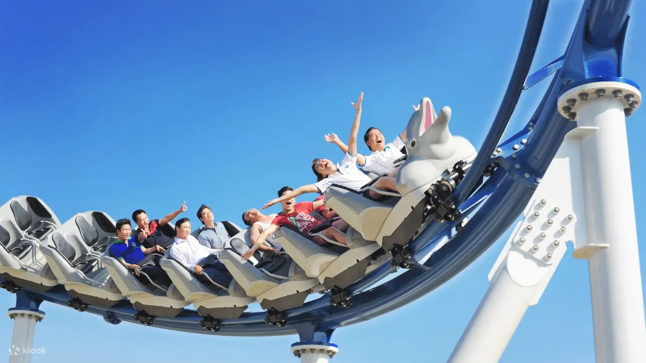 Savor the sensation of the wind rushing against your face as you glide through the skies aboard the Alpine Coaster.