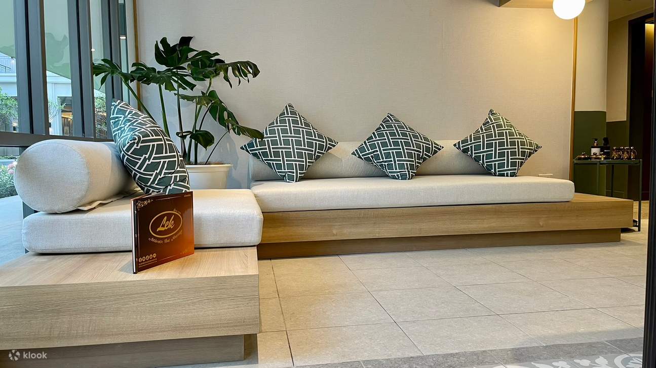 Lek Massage and Spa tại The Quarter Chaopraya Hotel Bangkok