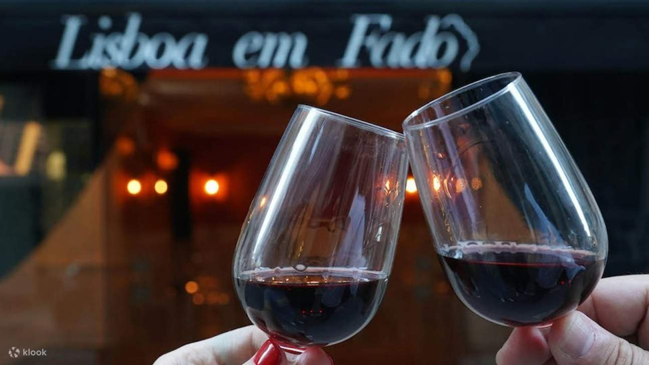 リスボア・エム・ファドでのファドショーとポートワイン