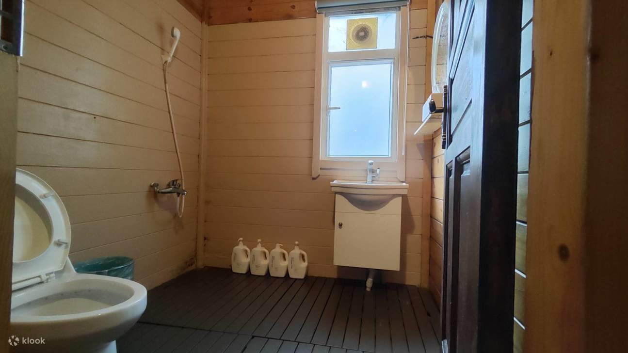 Nhà gỗ riêng biệt Khê Bạn Tiểu Ốc