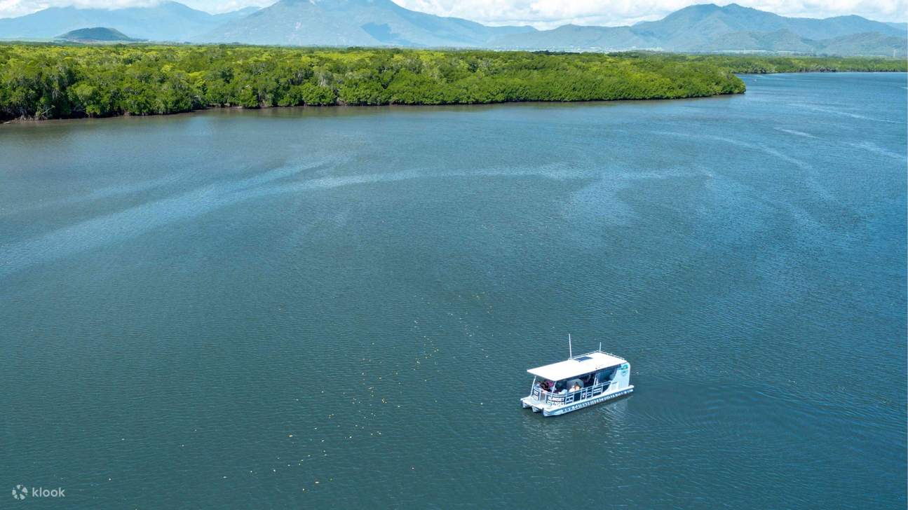 Temui keindahan Trinity Inlet dan Cairns Waterfront dalam lawatan berpandu ini