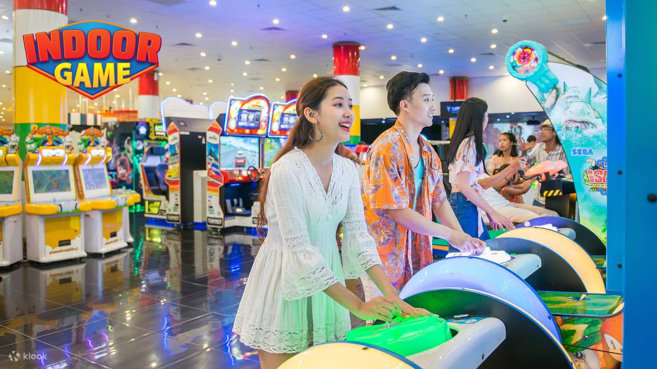 ไม่ว่าคุณจะเป็นใครหรืออายุเท่าไหร่ โซนเกมในร่มที่มีให้เลือกเล่นถึง 95 ประเภท จะพาคุณย้อนกลับไปสู่ความทรงจำในวัยเด็กที่เต็มไปด้วยความสุขและเสียงหัวเราะ