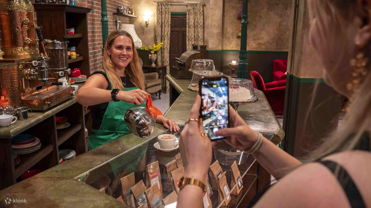 The FRIENDS™ Experience The One in London ©