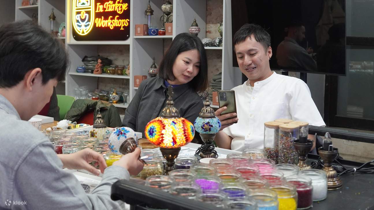 Taller de Lámparas de Mosaico Turco Tradicional y Portavelas