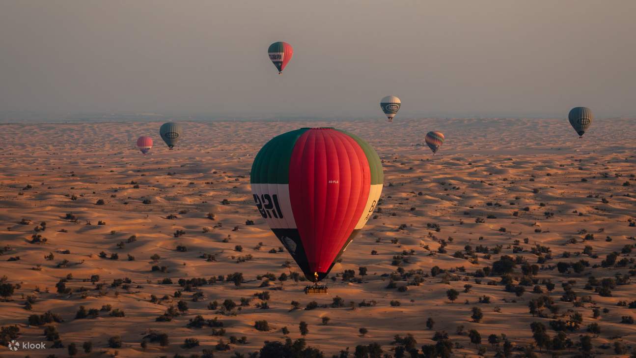 두바이에서 미슐랭 조식과 함께 즐기는 프리미엄 열기구 체험