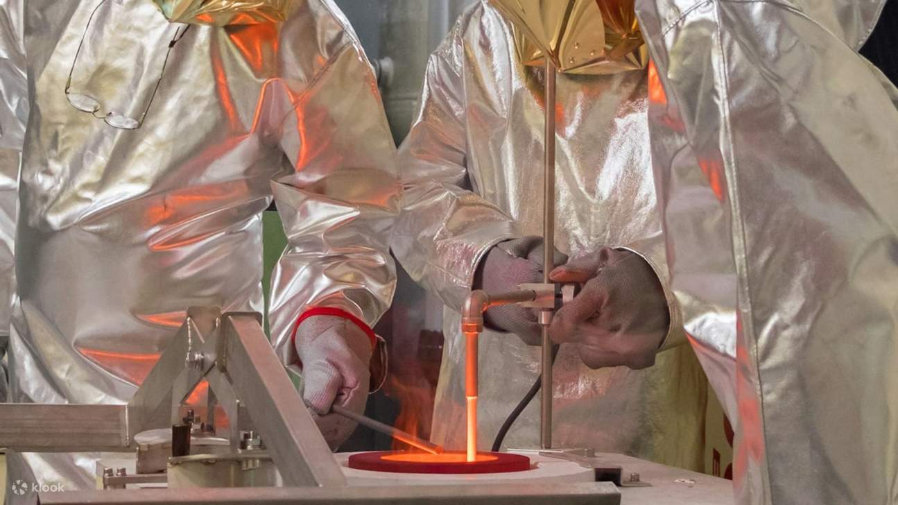 Prägen Sie Ihre eigene Münze und behalten Sie ein einzigartiges Stück Geschichte.