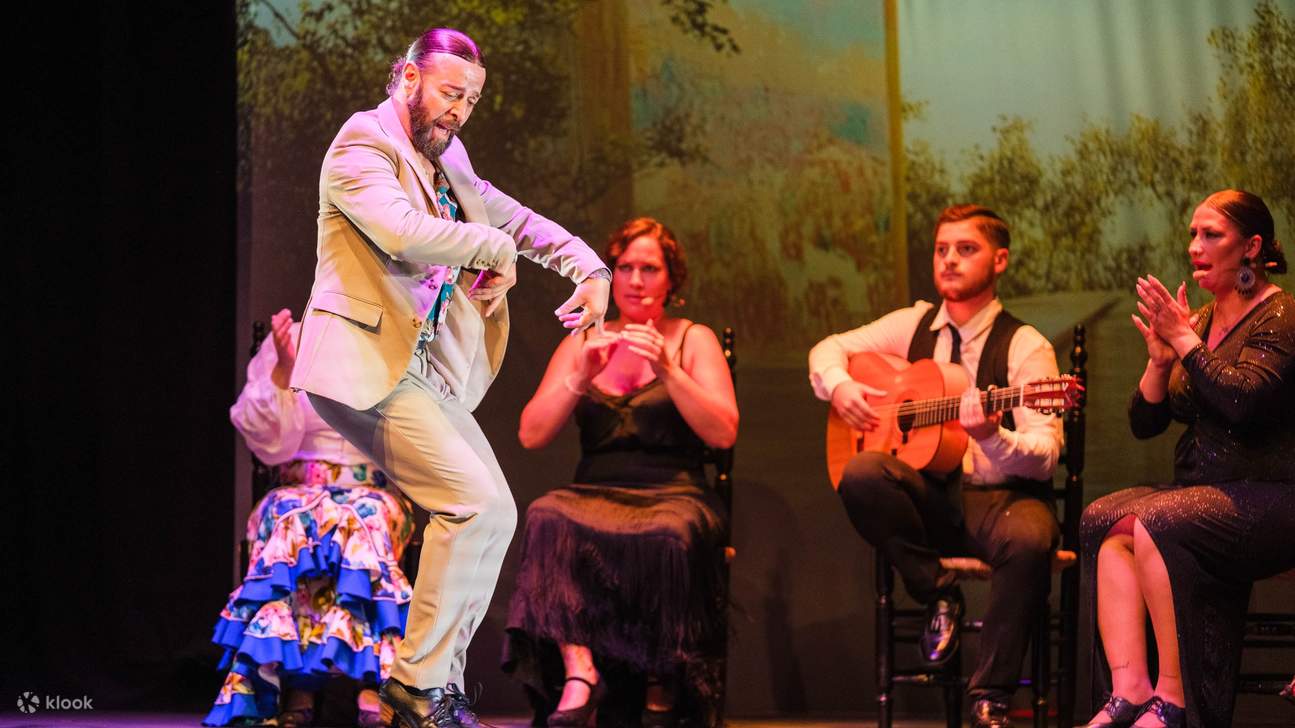 Feel the intense passion of flamenco in Sensaciones, a mesmerizing show in Granada